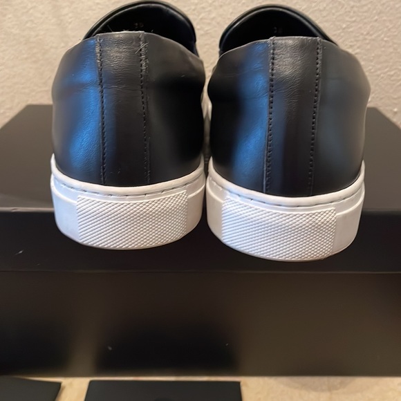 Womens Versace sneakers - Picture 6 of 9